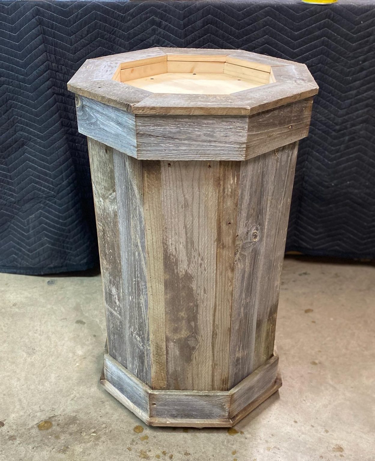 Octagon Barnwood Pedestal Custom Outdoor Advantage